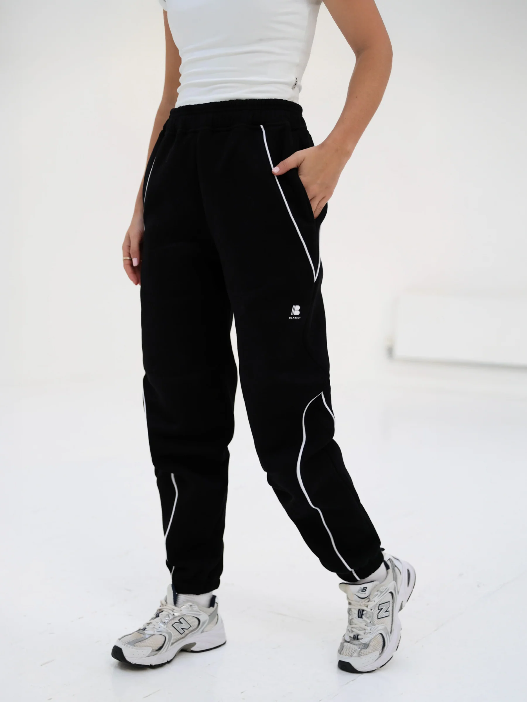 Seam Sweatpants - Black - Prinboxs