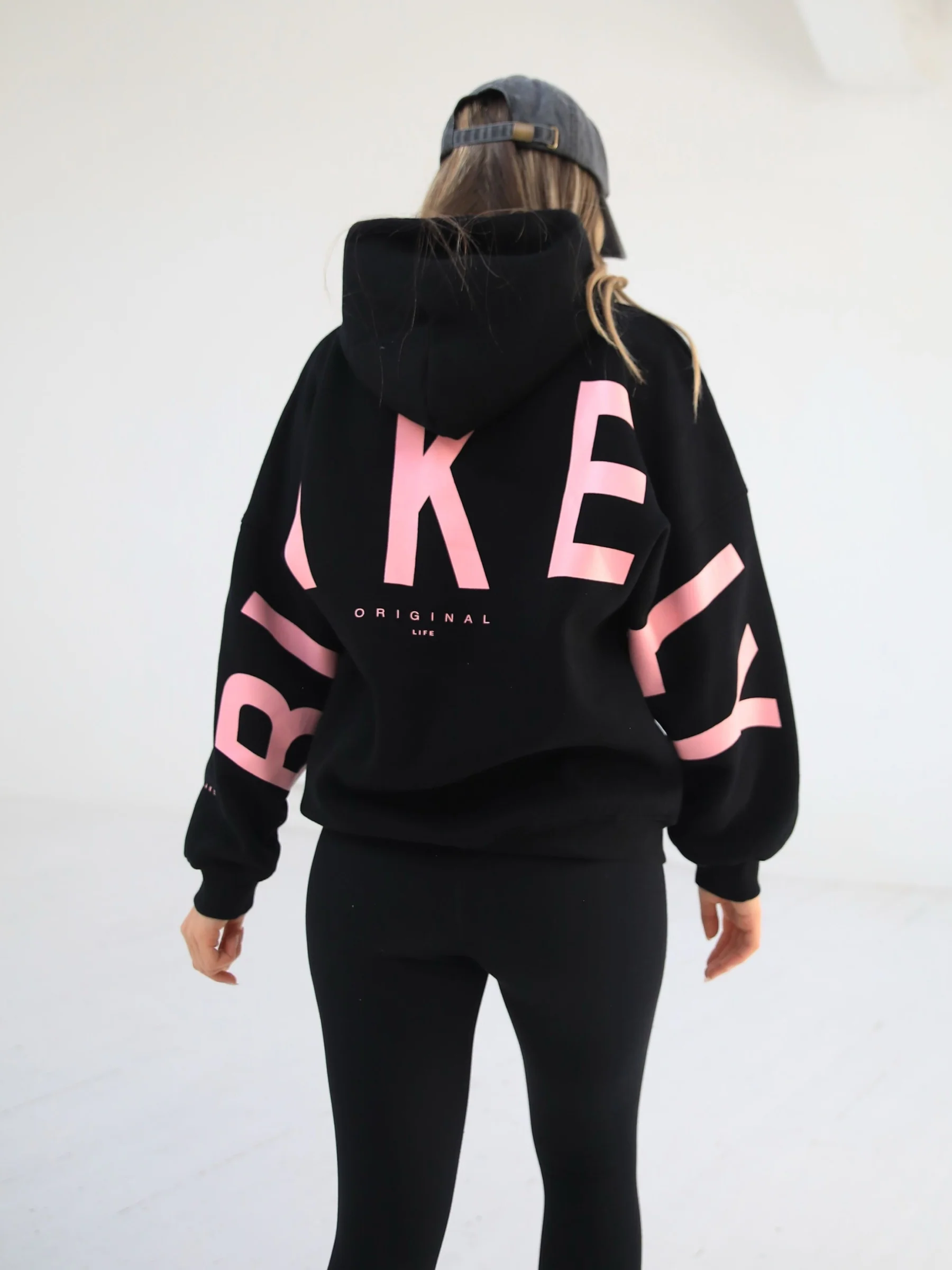 Members Isabel Oversized Hoodie - Black & Pink - Prinboxs