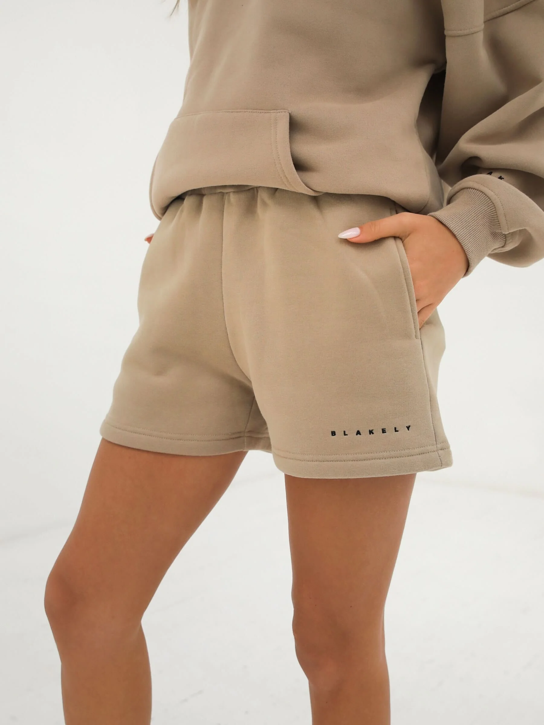 Isabel Jogger Shorts - Tan - Prinboxs