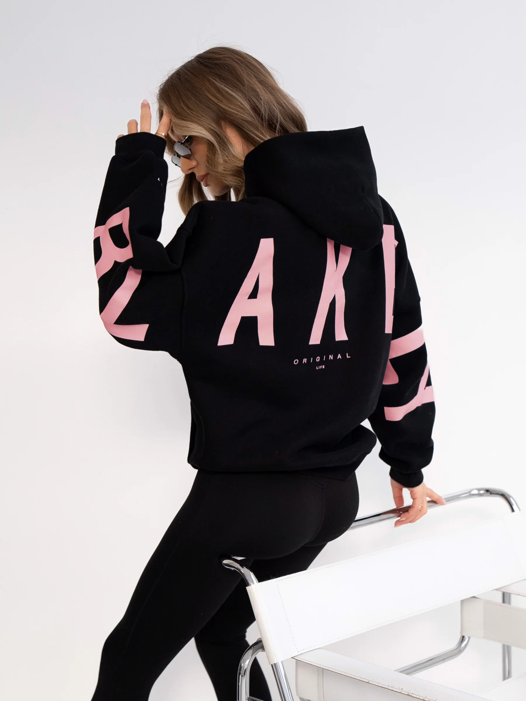 Members Isabel Oversized Hoodie - Black & Pink - Prinboxs