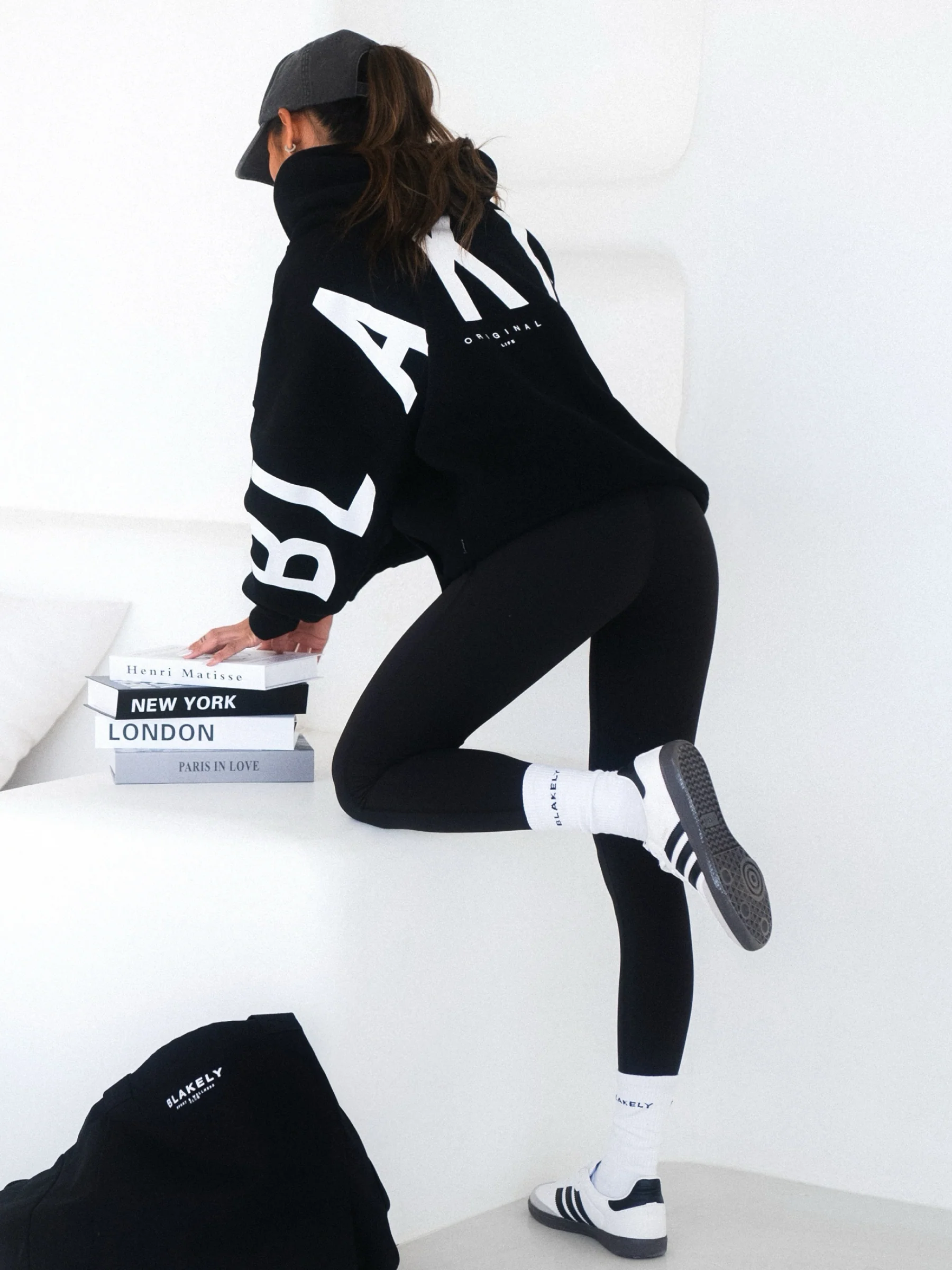 Isabel Oversized Hoodie - Black - Prinboxs
