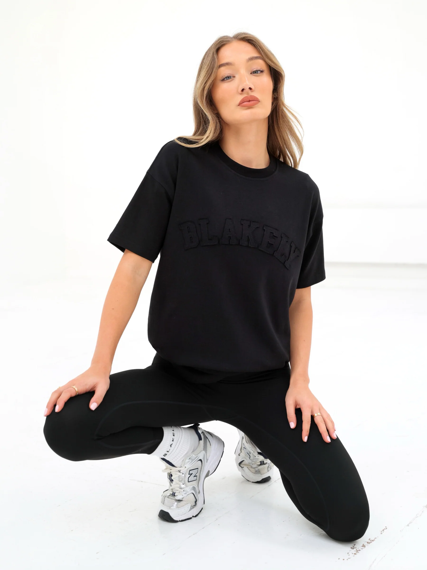 Tonal Varsity Oversized T-Shirt - Black - Prinboxs