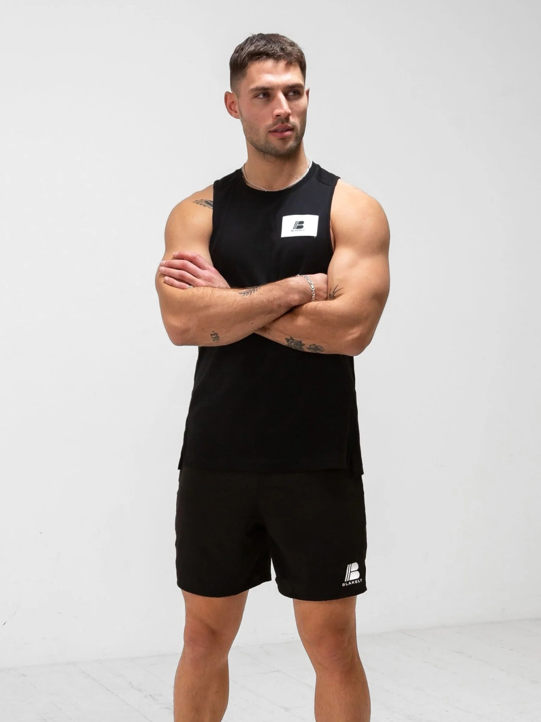 Apex Label Sleeveless Vest - Black - Prinboxs