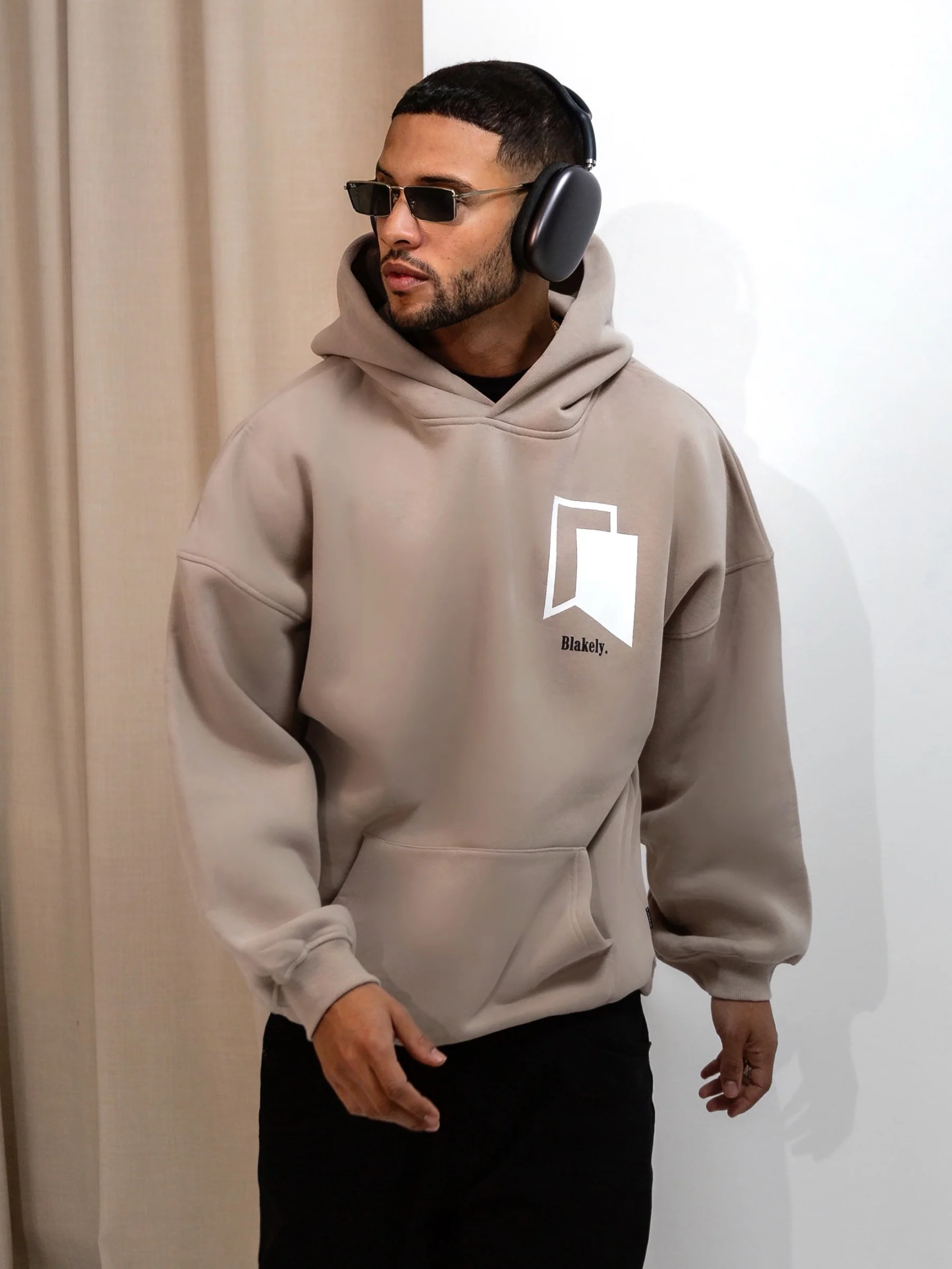 Revolve Relaxed Hoodie - Tan - Prinboxs