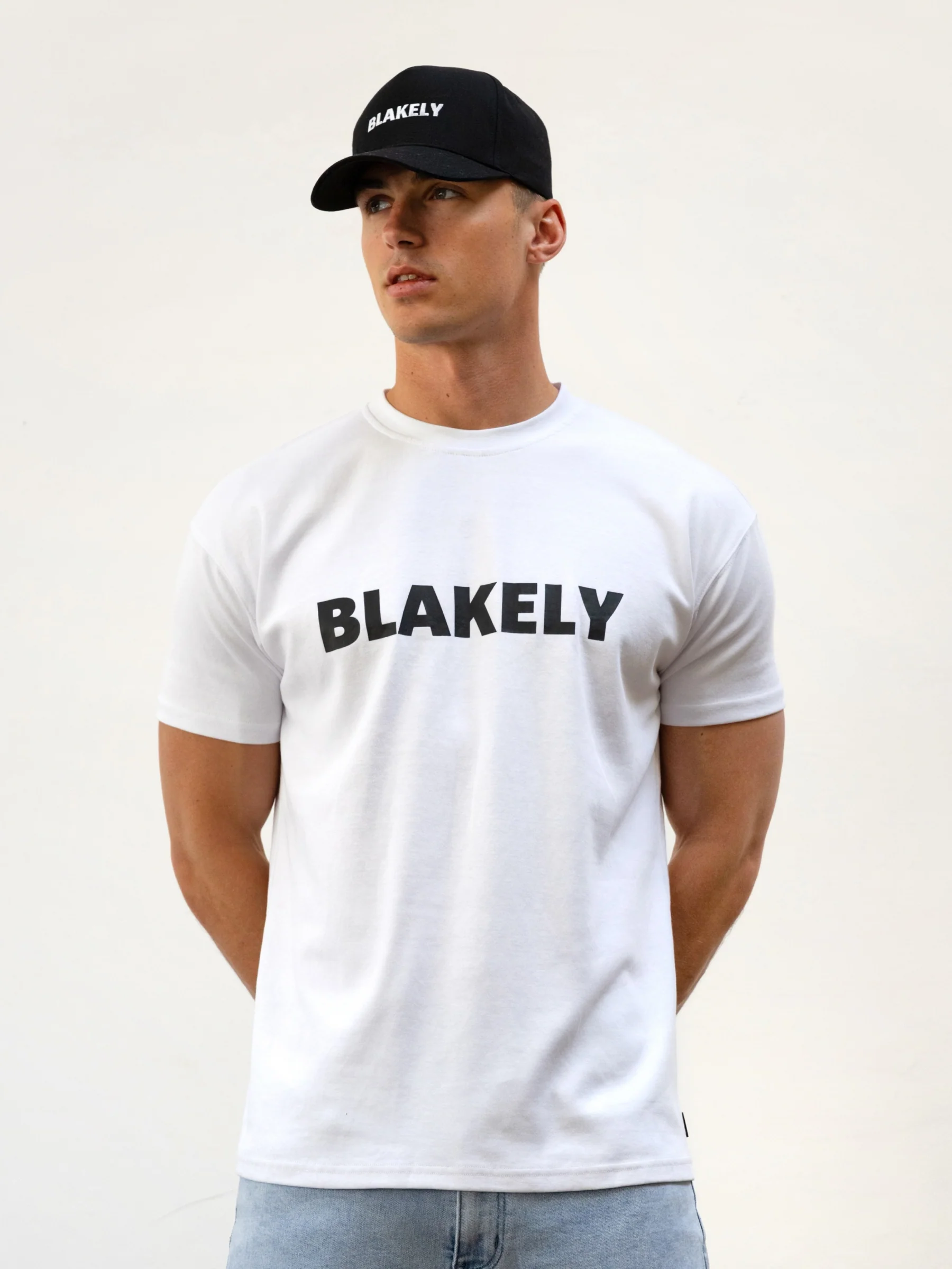 Studio Relaxed T-Shirt - White - Prinboxs