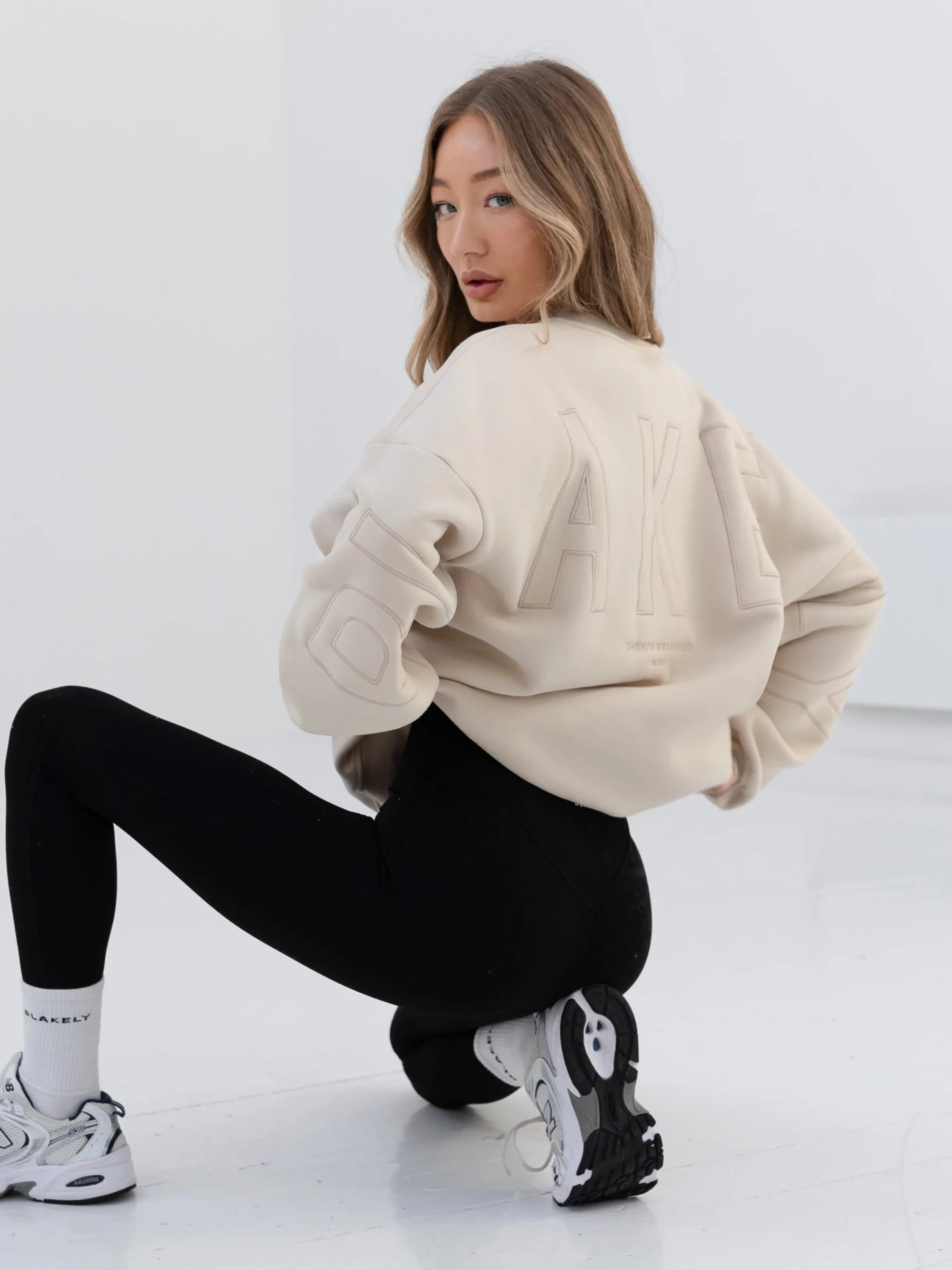 Embroidered Isabel Oversized Jumper - Bone - Prinboxs