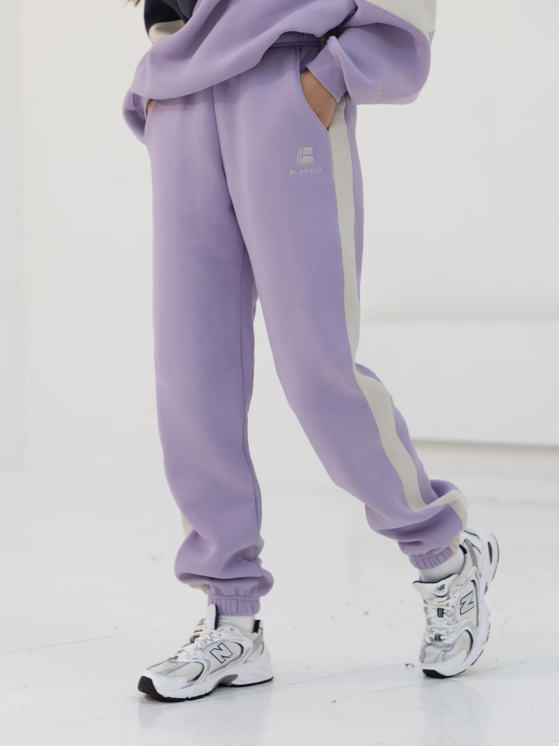 Panel Sweatpants - Violet - Prinboxs