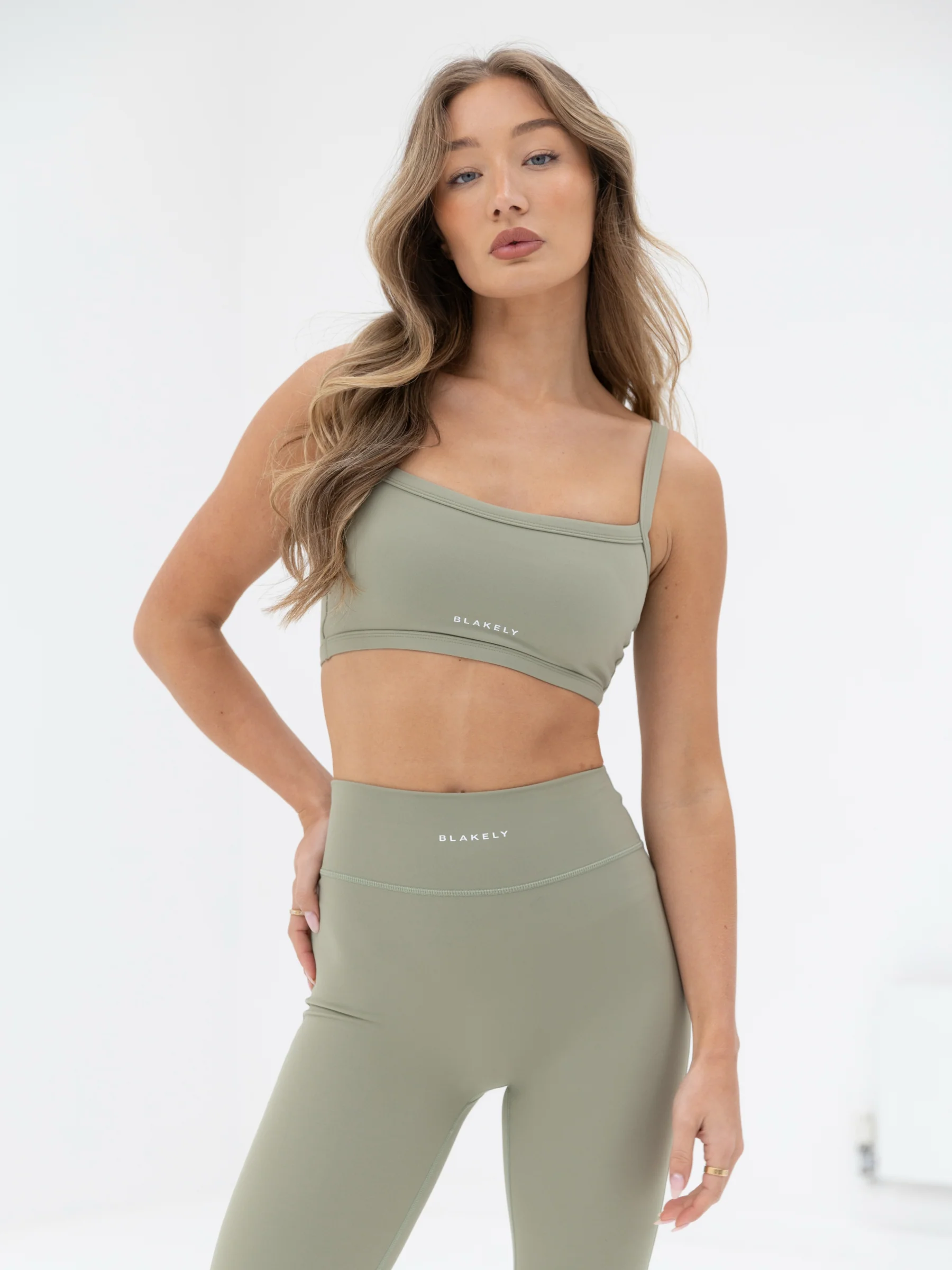 Ultimate Sports Bra - Olive - Prinboxs