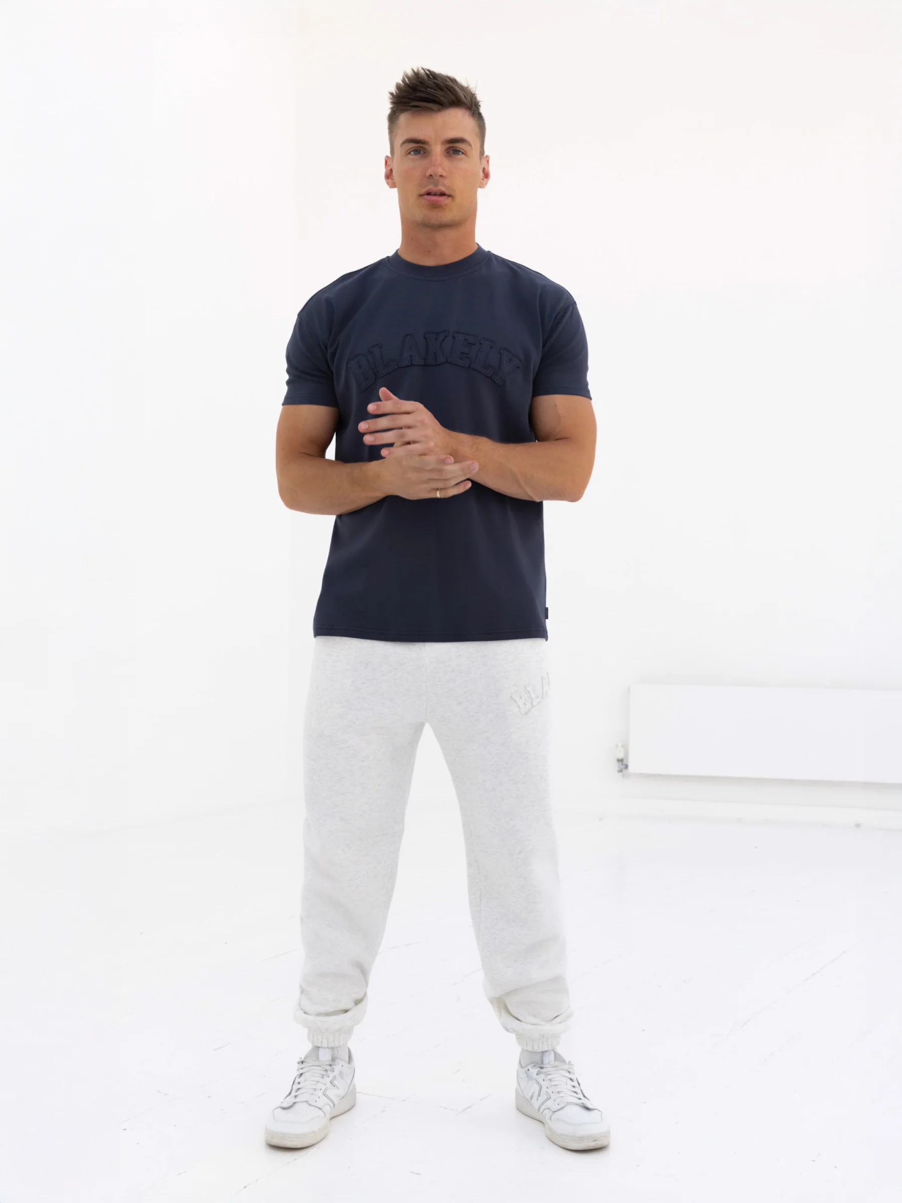 Tonal Varsity Relaxed Sweatpants - Marl White - Prinboxs
