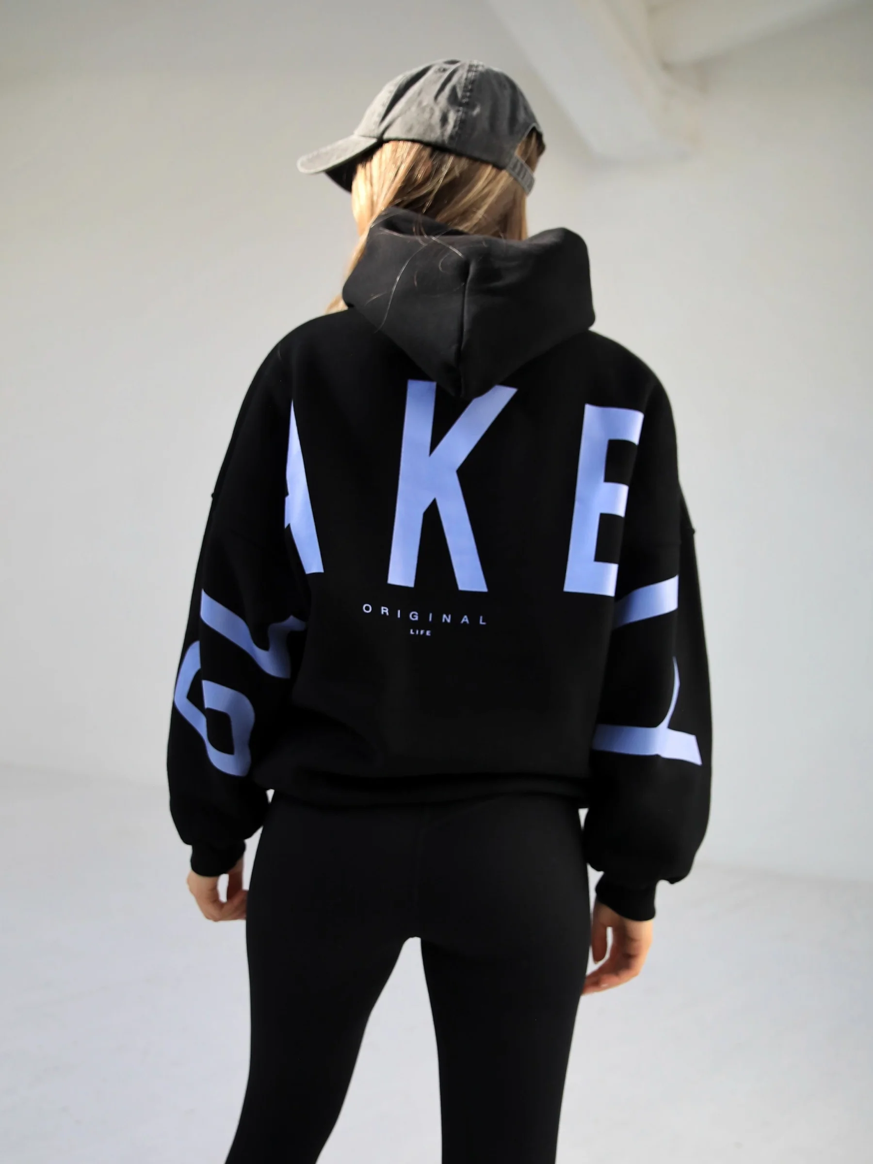 Members Isabel Oversized Hoodie - Black & Blue - Prinboxs