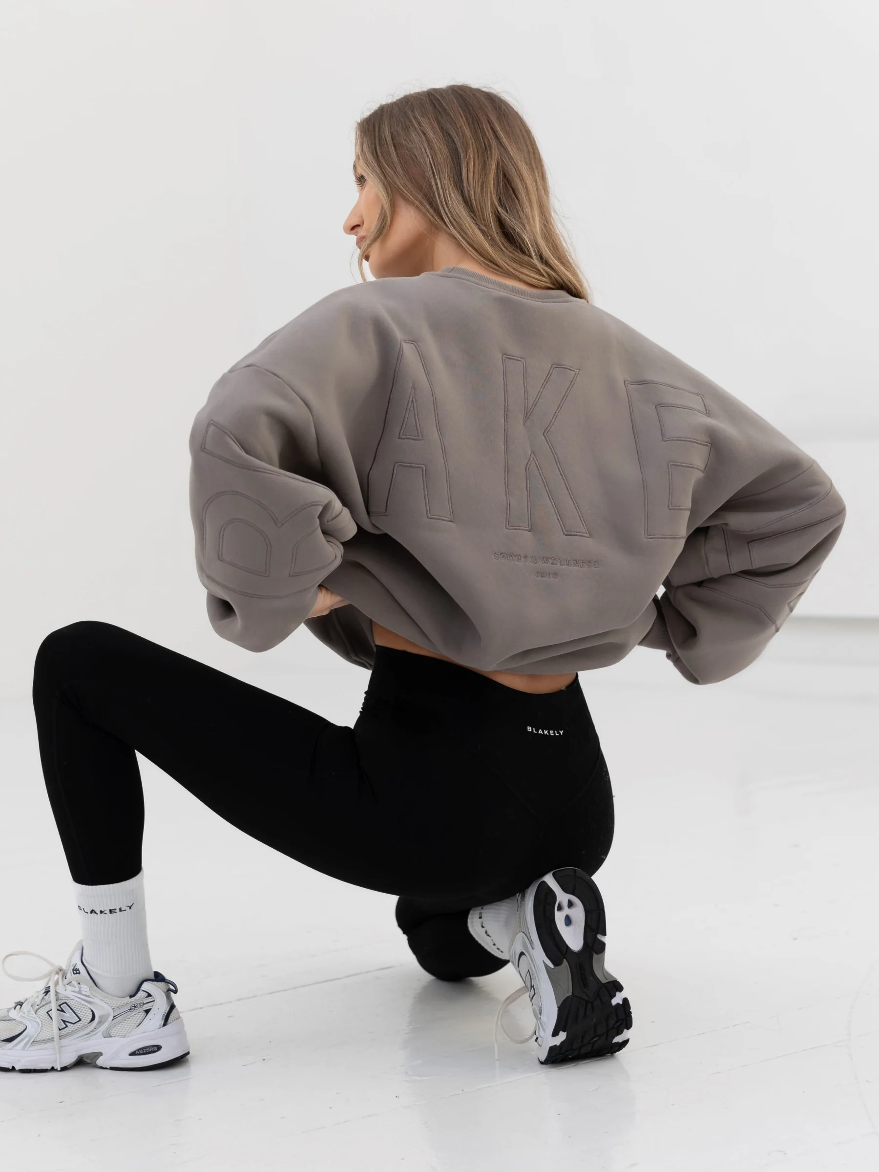 Embroidered Isabel Oversized Jumper - Neutral Grey - Prinboxs