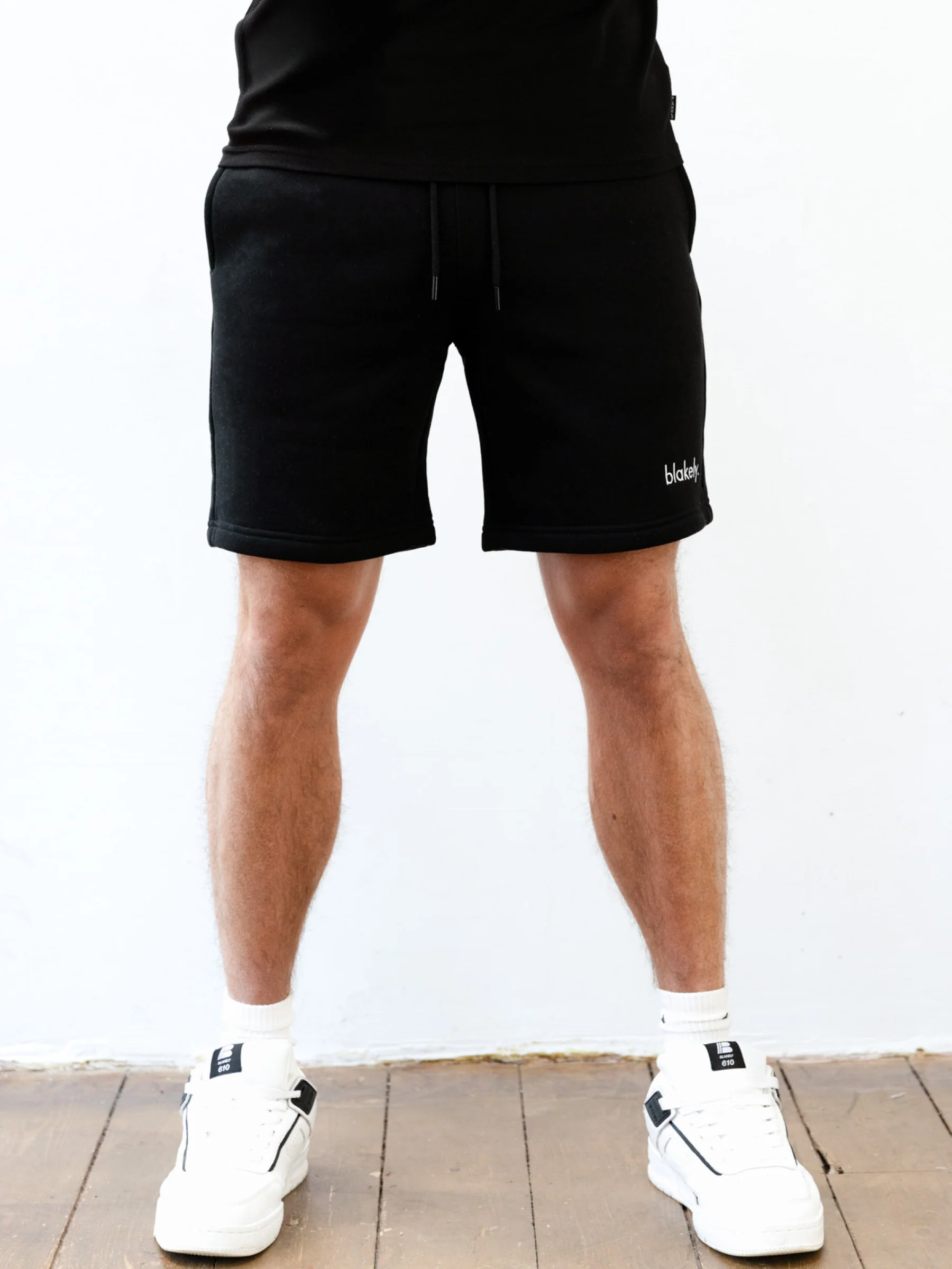 Blakely Logo Relaxed Jogger Shorts - Black - Prinboxs