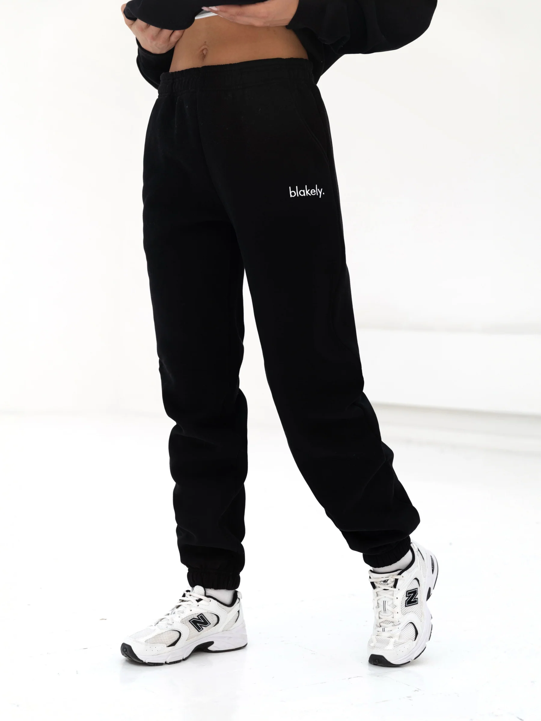 Blakely Logo Sweatpants - Black - Prinboxs